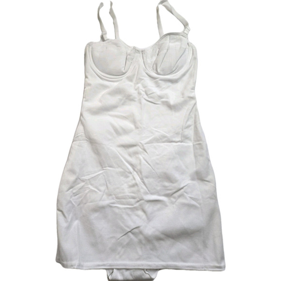 Fredericks of Hollywood Medium Body Suit Slimming White Garment Linger Snaps Med - Picture 1 of 8